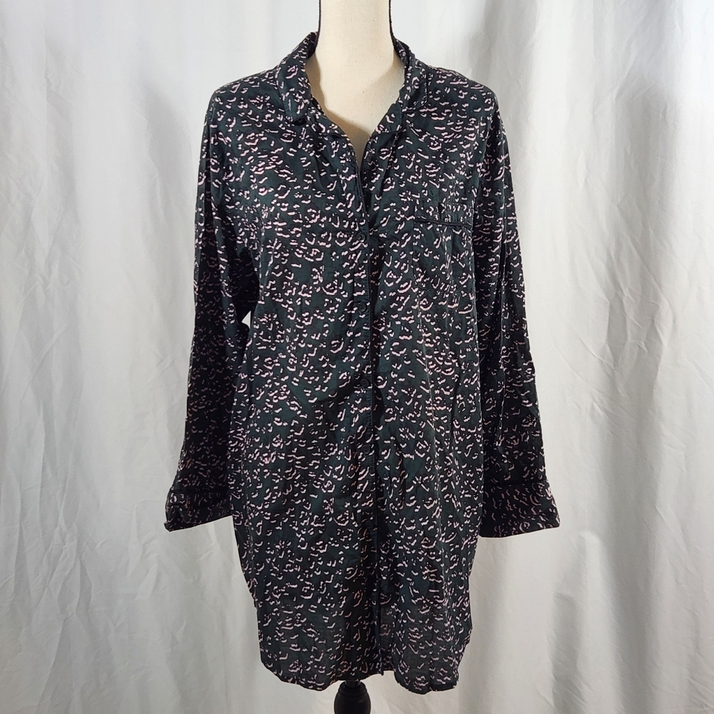 Victoria's Secret Black Pink Green Animal Print Sleep Shirt Size Large